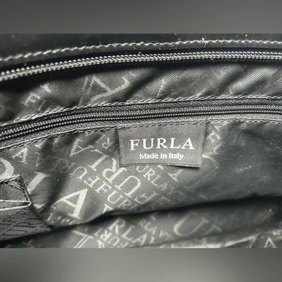 Vintage Italian Furla Black Women's Purse - Picture 2 of 9